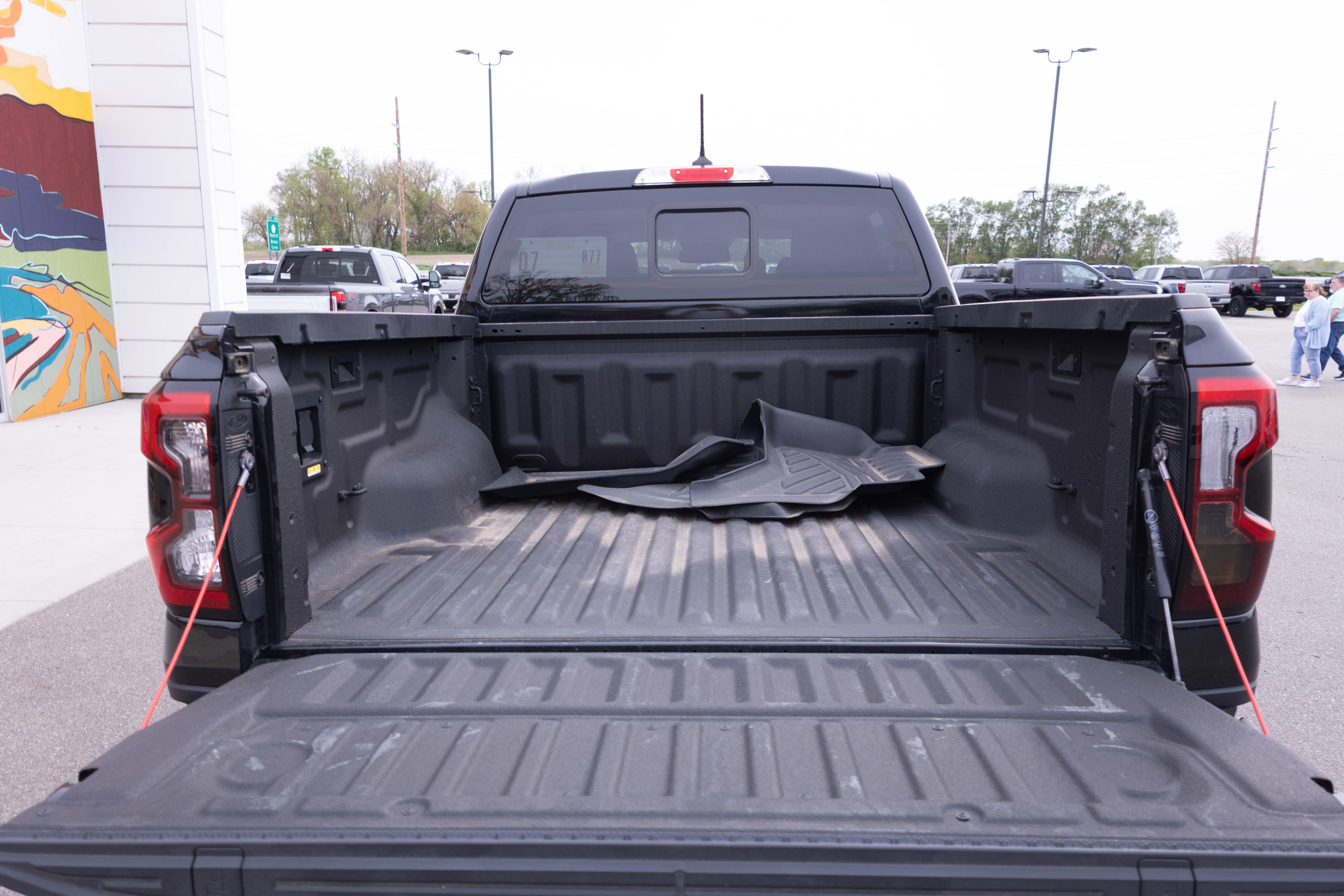 Used 2024 Ford Ranger Lariat w/ FX4 Off-Road Package AWD/4WD image 15