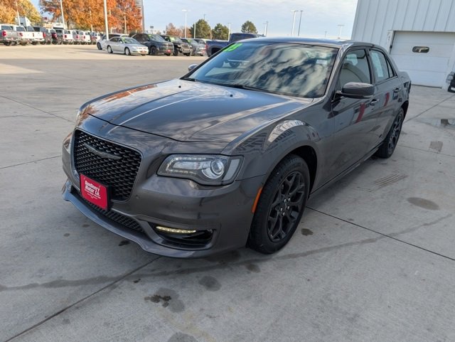 Used 2023 Chrysler 300 Touring L w/ Popular Equipment Group image 34