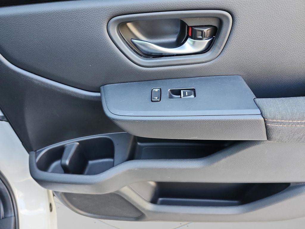 Used 2025 Honda Pilot Sport image 23