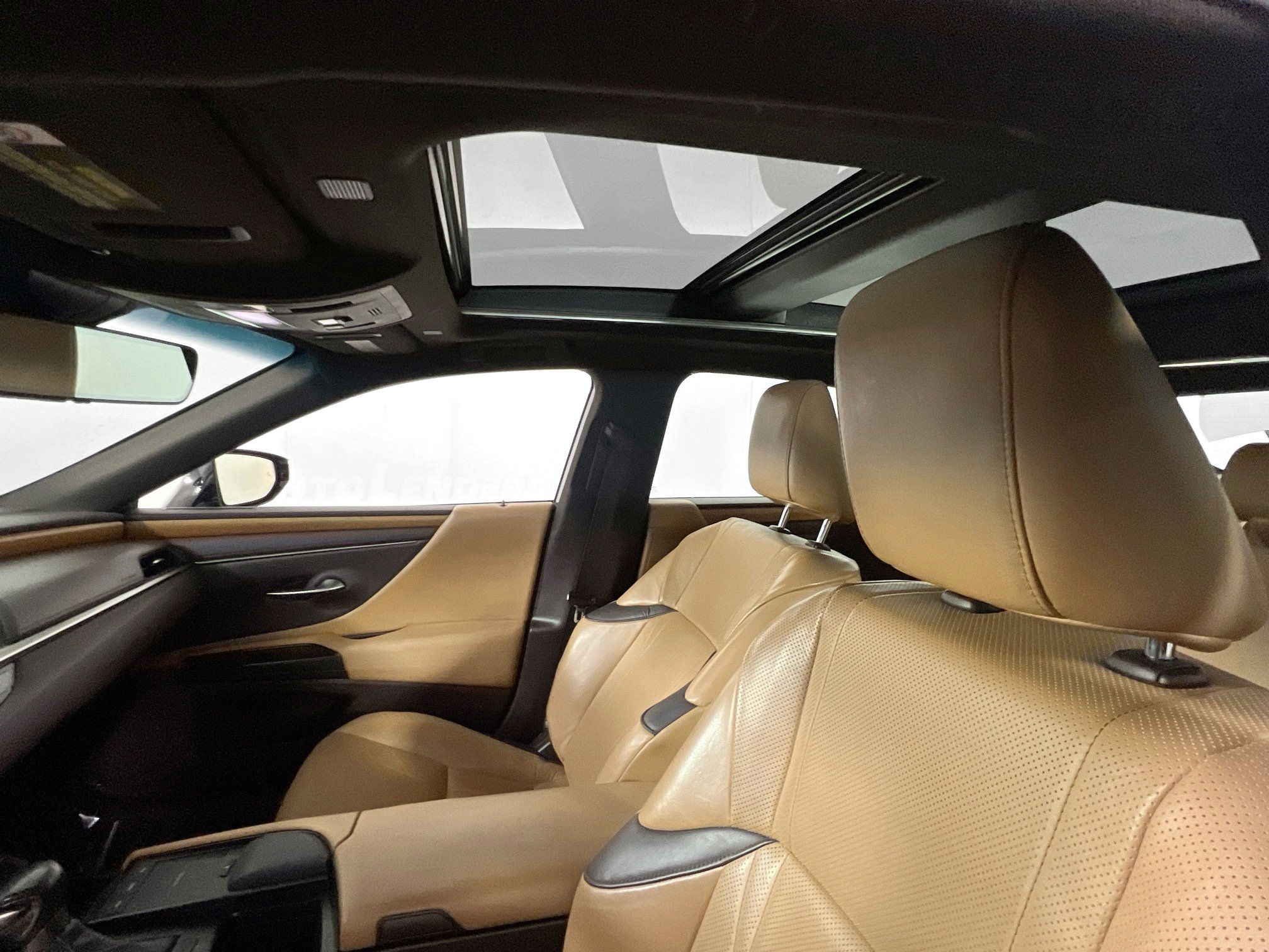 Used 2019 Lexus ES 350 image 22