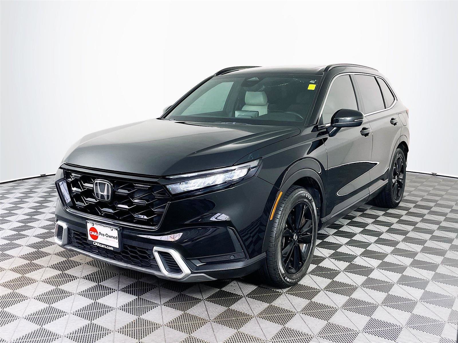 Used 2023 Honda CR-V Sport Touring image 3