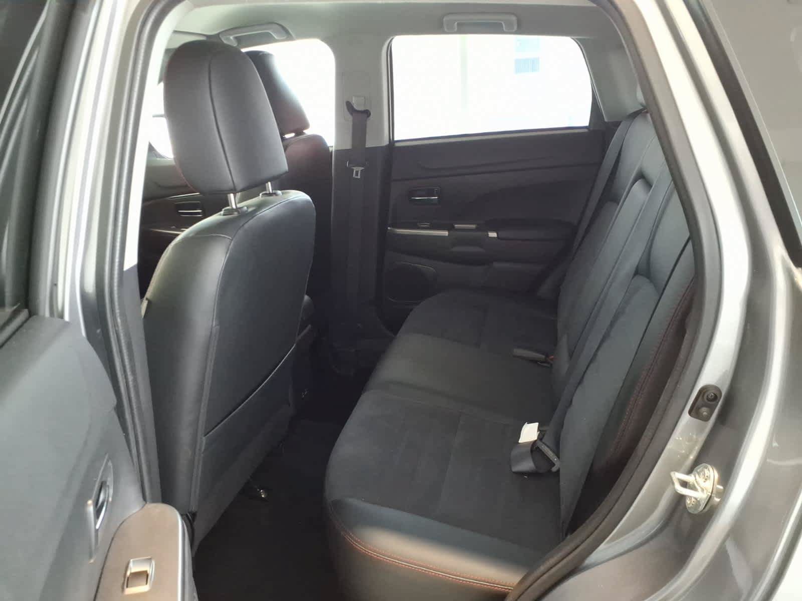 Used 2024 Mitsubishi Outlander Sport SE AWD/4WD image 12