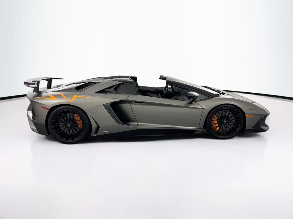 Used 2017 Lamborghini Aventador LP 750-4 Superveloce AWD/4WD image 4