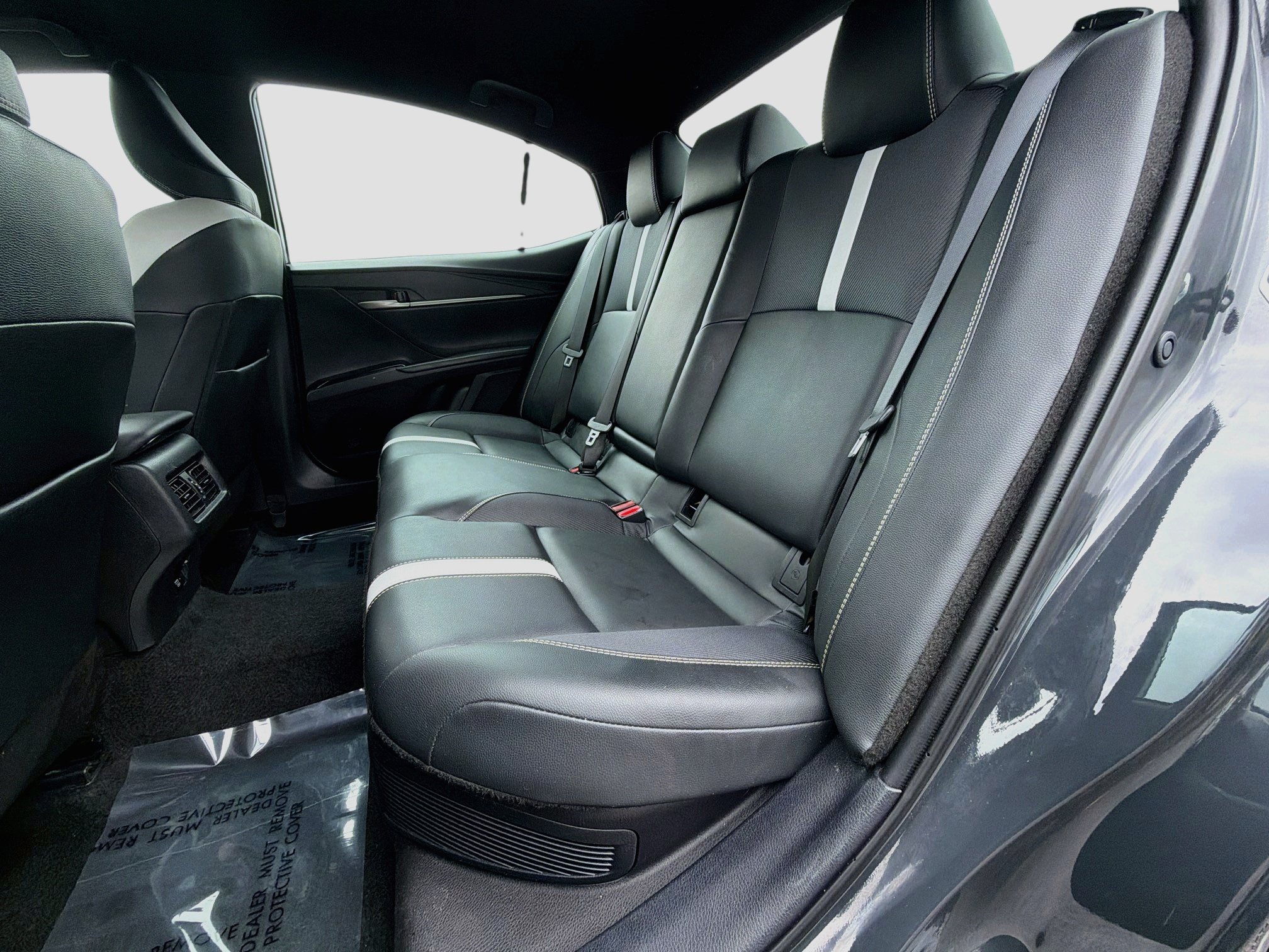 Used 2025 Toyota Camry SE FWD image 20