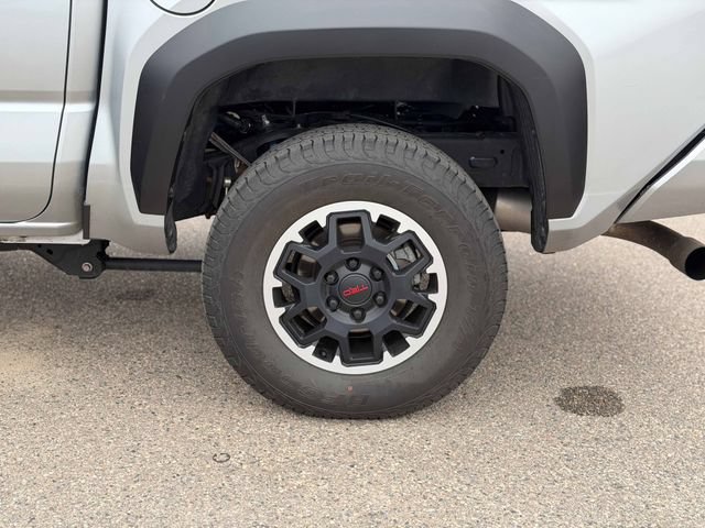Used 2024 Toyota Tacoma TRD Off-Road AWD/4WD image 13