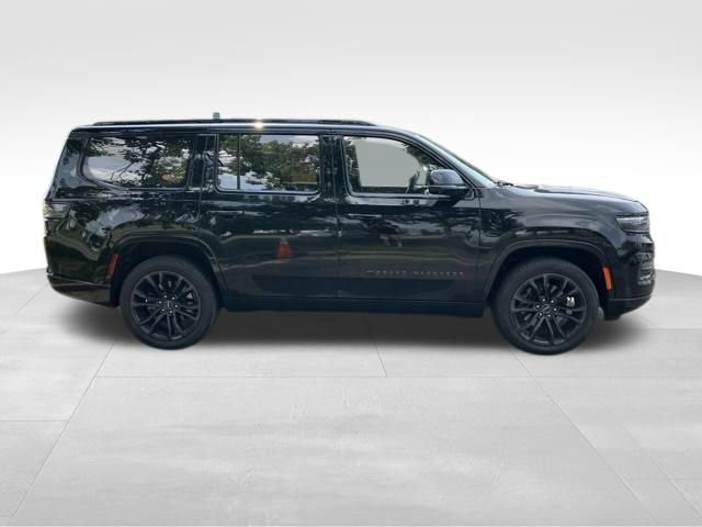 Used 2023 Jeep Grand Wagoneer Series II AWD/4WD image 5