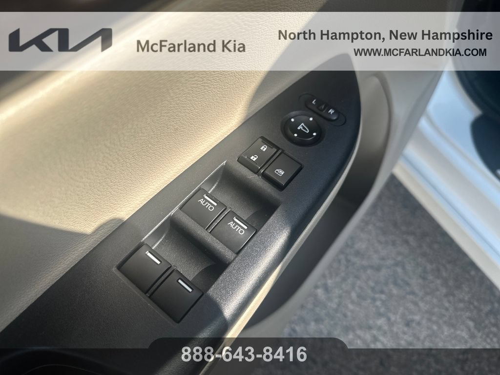 Used 2016 Honda Accord Touring image 11