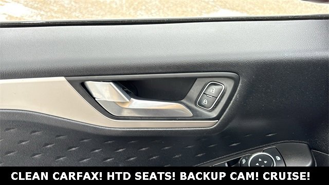 Used 2020 Ford Escape SE image 23