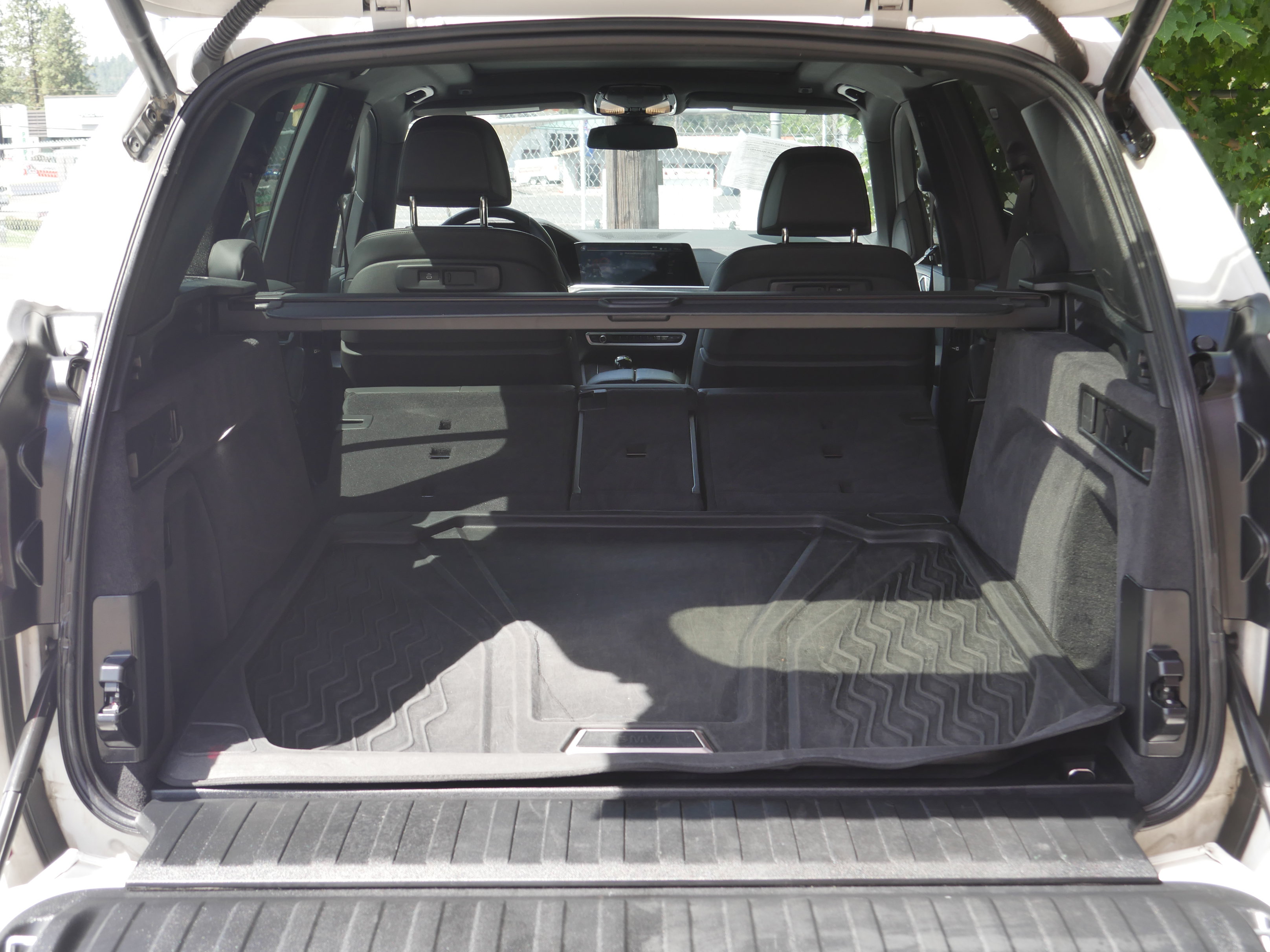 Used 2022 BMW X5 xDrive40i w/ M Sport Package AWD/4WD image 24