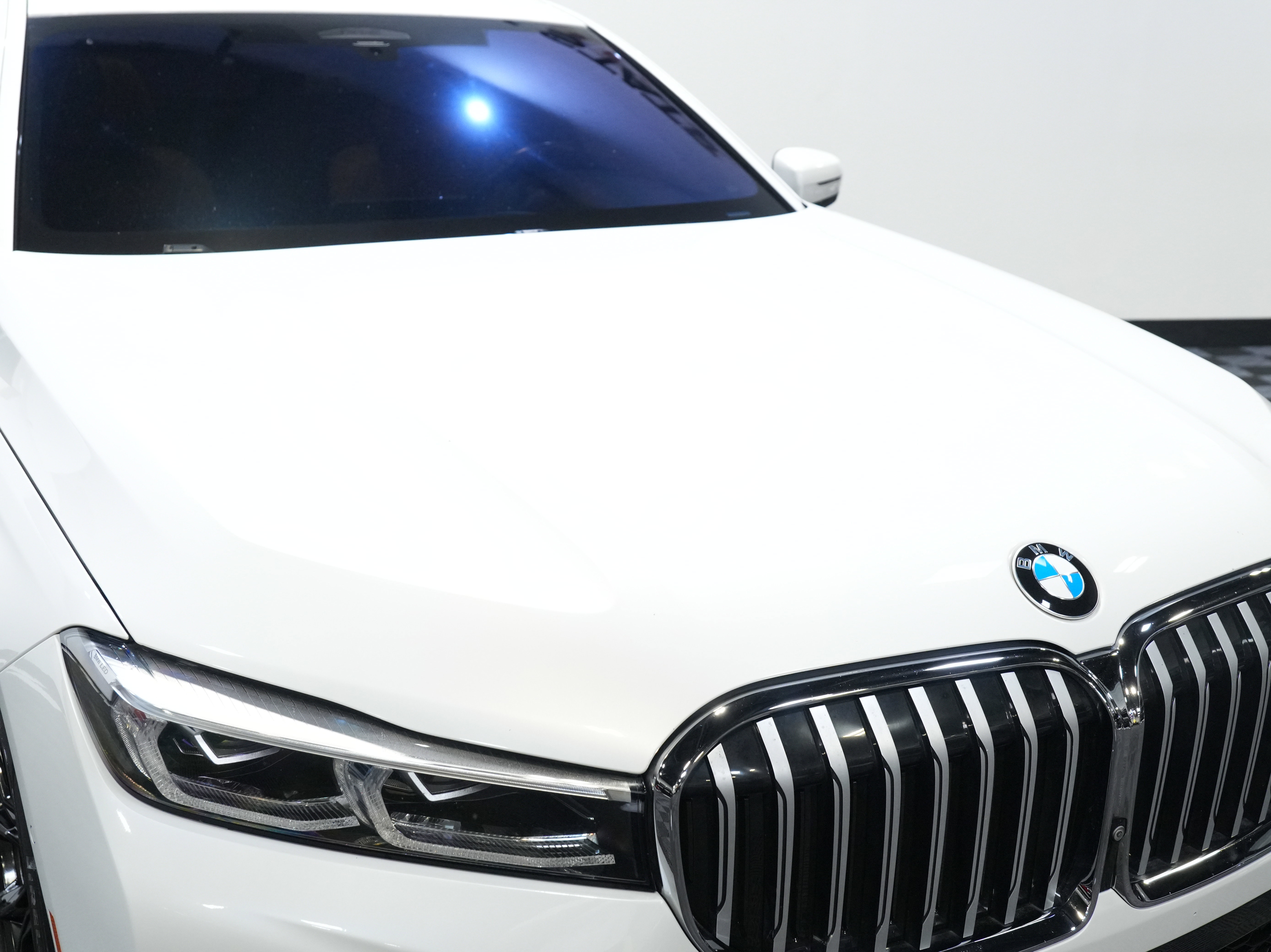 Used 2020 BMW 750i xDrive image 12