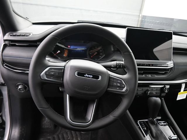 New 2026 Jeep Compass Latitude image 44