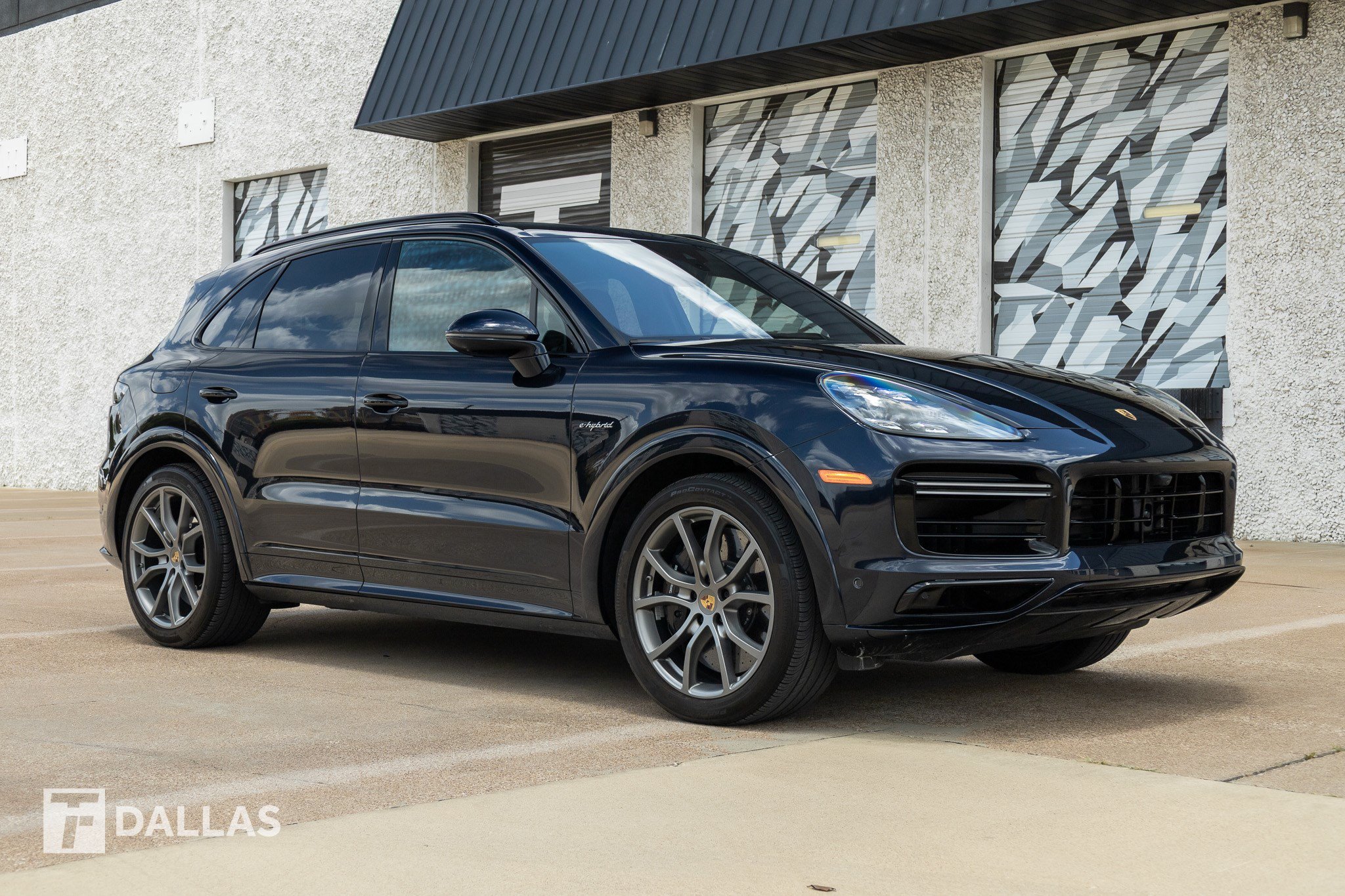 Used 2023 Porsche Cayenne Turbo S AWD/4WD image 17