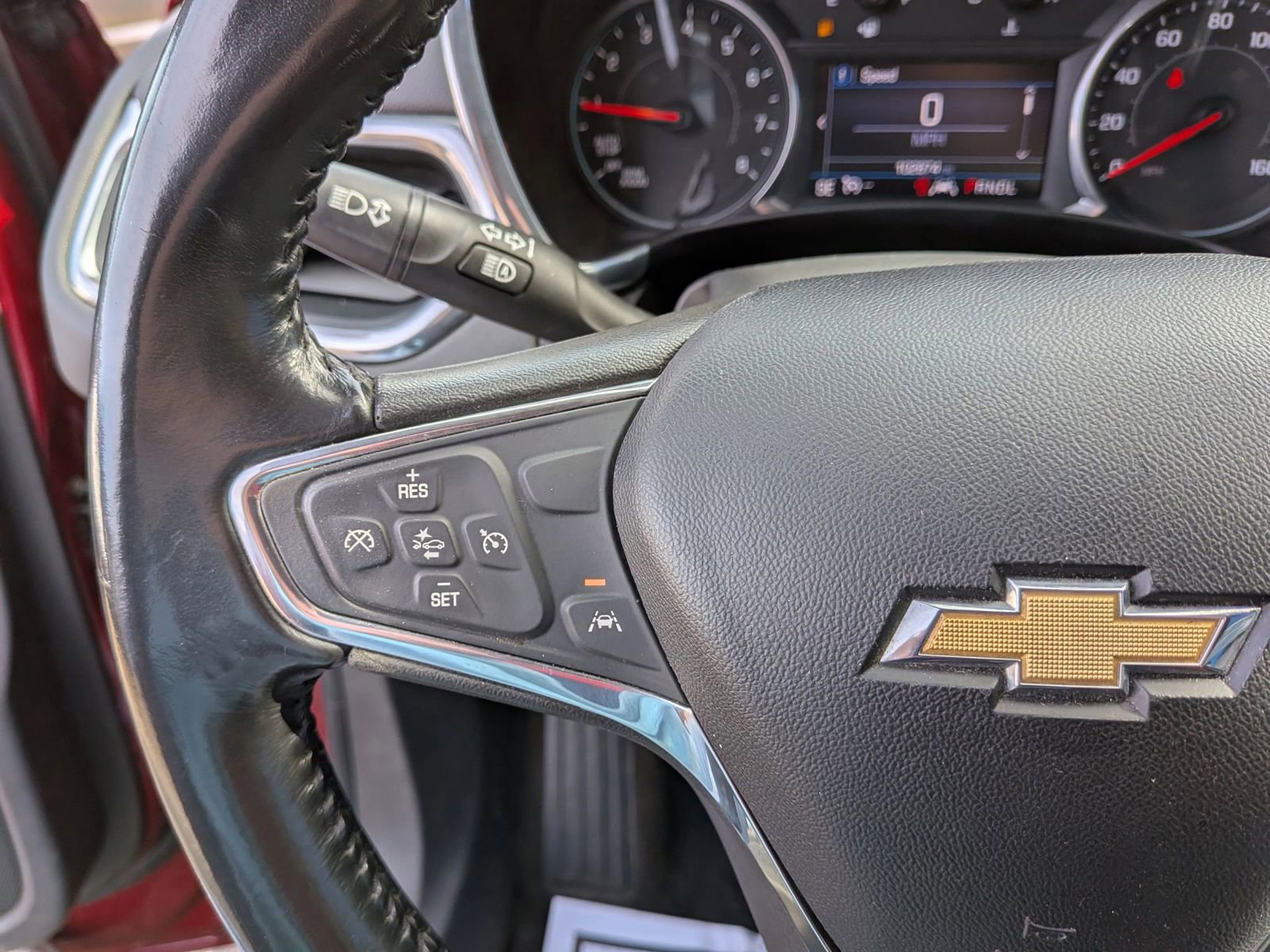 Used 2020 Chevrolet Equinox LT image 36