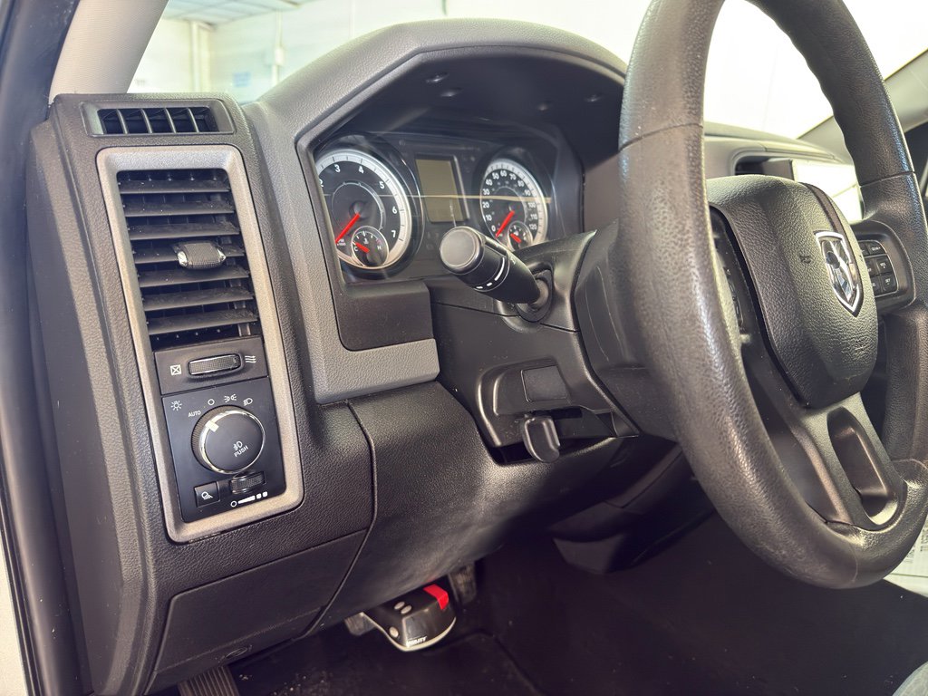 Used 2018 RAM 1500 Express image 13