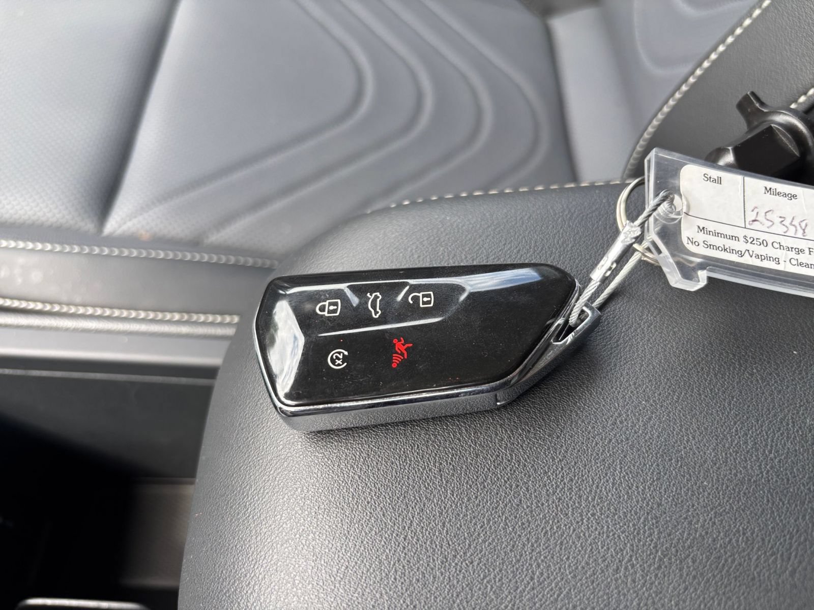 Used 2026 Volkswagen Tiguan SE AWD/4WD image 19