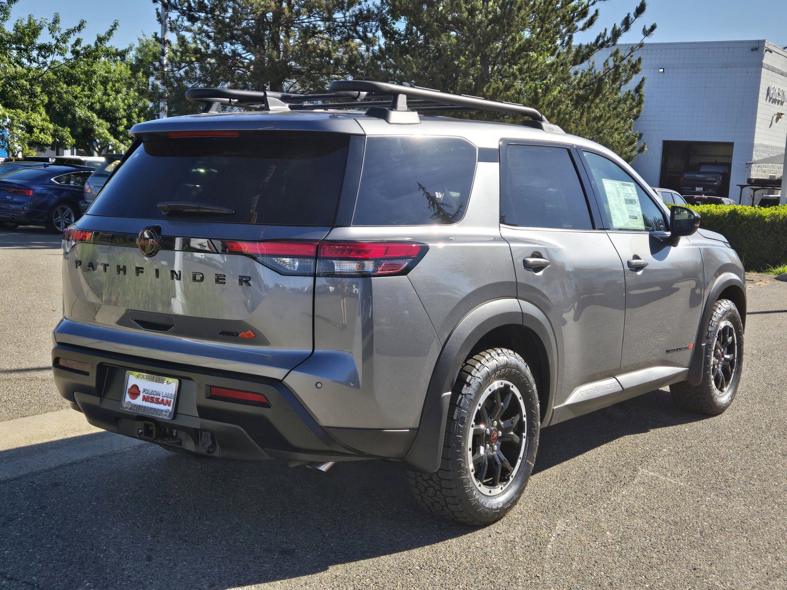 New 2026 Nissan Pathfinder Rock Creek w/ Rock Creek Premium Package AWD/4WD image 4