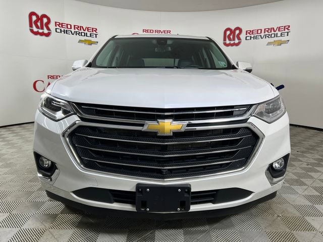 Used 2021 Chevrolet Traverse Premier image 2