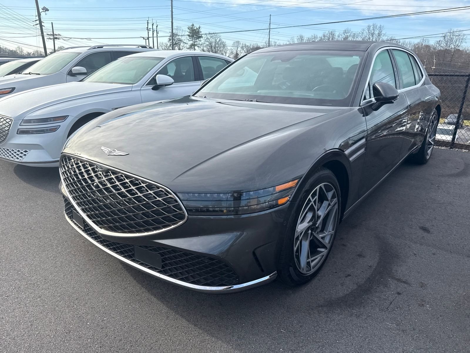 Used 2023 Genesis G90 3.5T image 2