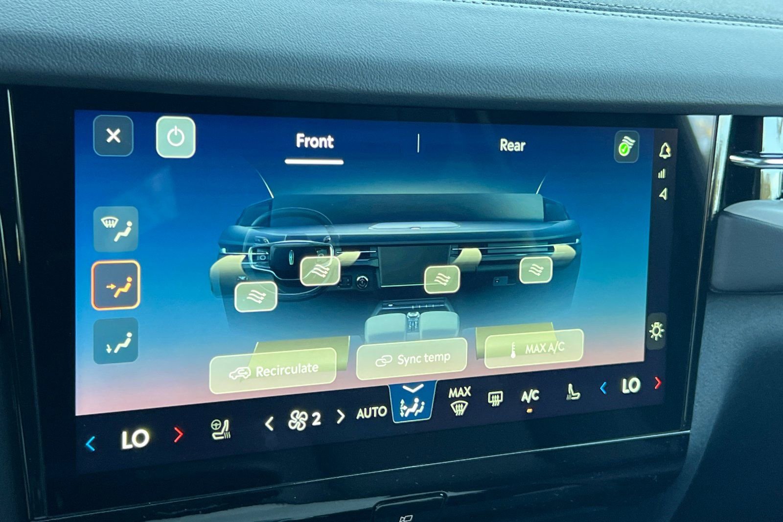 New 2026 Lincoln Navigator Reserve w/ Jet Appearance Package image 20