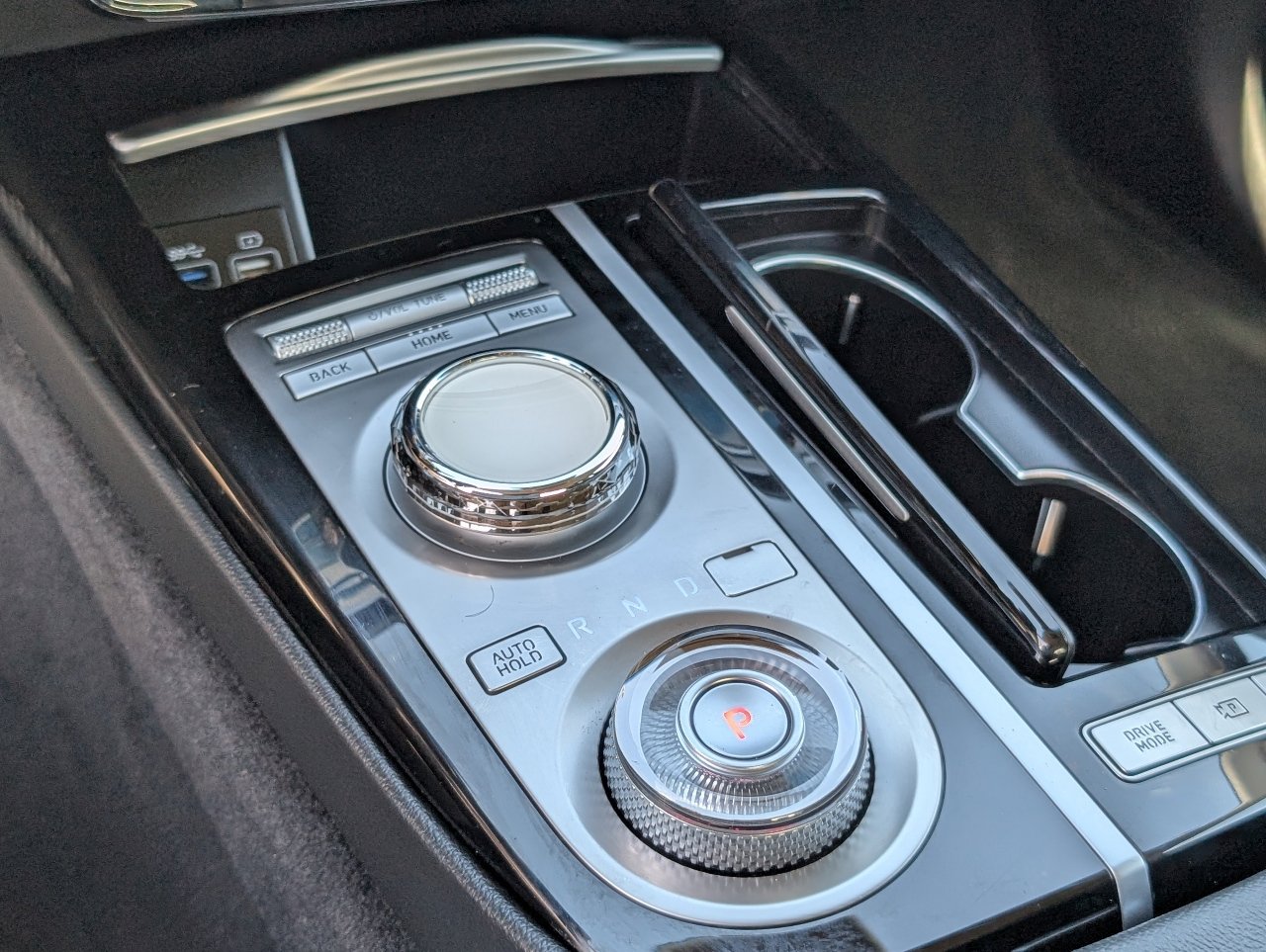 Used 2023 Genesis G80 2.5T image 16