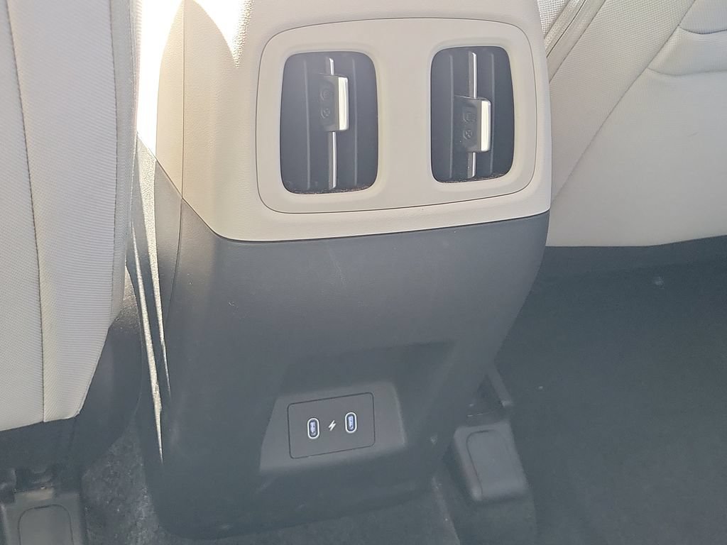 Used 2025 Hyundai Tucson SEL FWD image 11