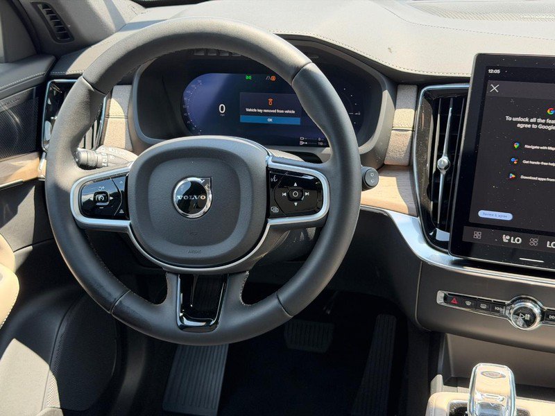 New 2026 Volvo XC90 T8 Plus w/ Protection Package AWD/4WD image 7