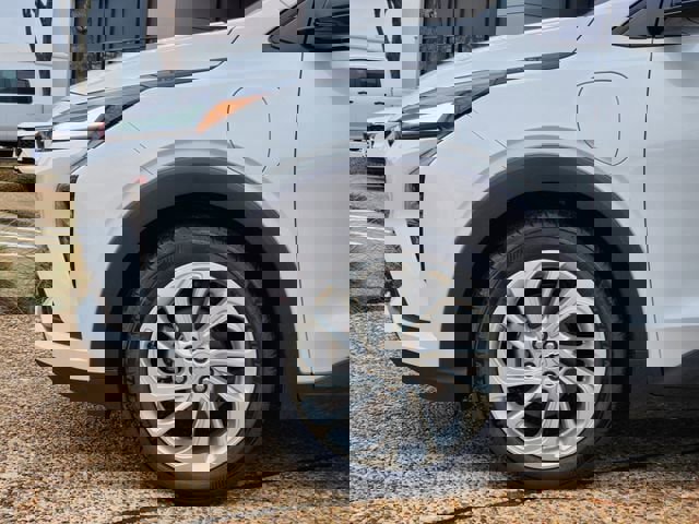 New 2027 Chevrolet Bolt LT w/ Comfort Package image 7