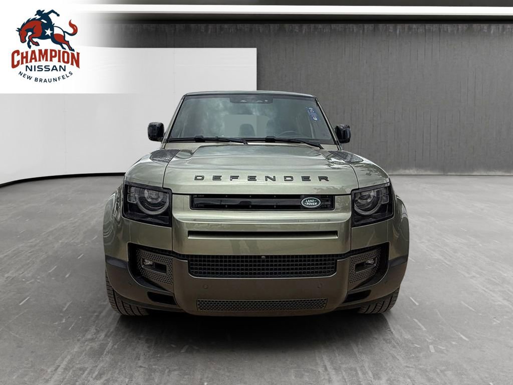 Used 2024 Land Rover Defender 110 SE AWD/4WD image 8
