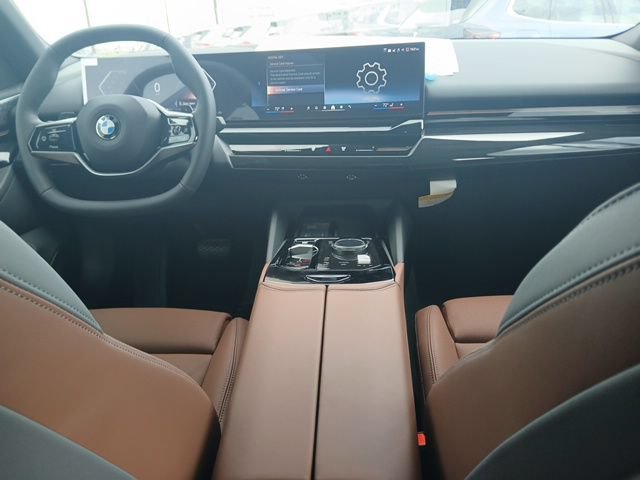 New 2026 BMW 530i RWD image 13