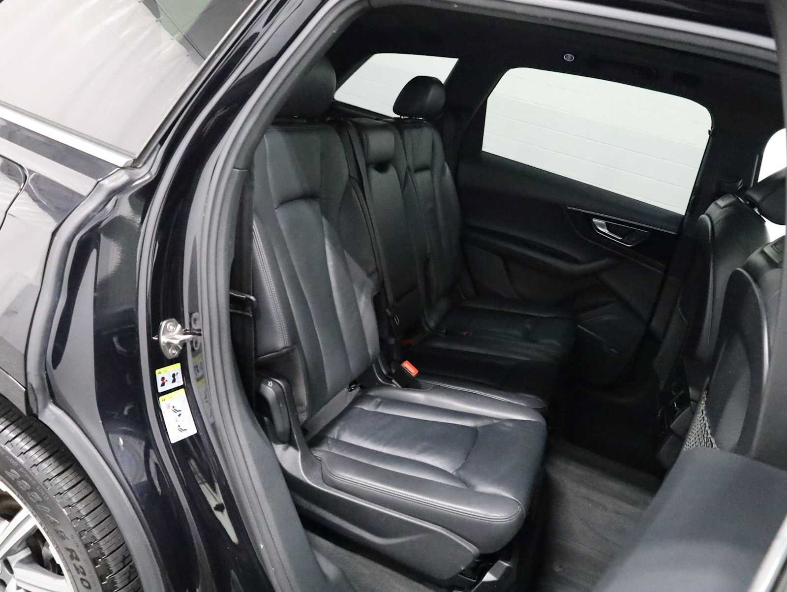 Used 2019 Audi Q7 3.0T Premium Plus AWD/4WD image 35