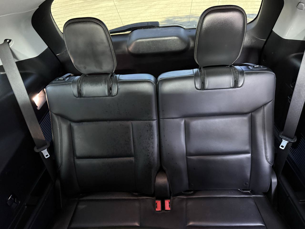Used 2021 Ford Explorer XLT w/ Equipment Group 202A RWD image 17