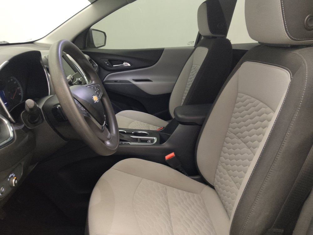 Used 2021 Chevrolet Equinox LS FWD image 17