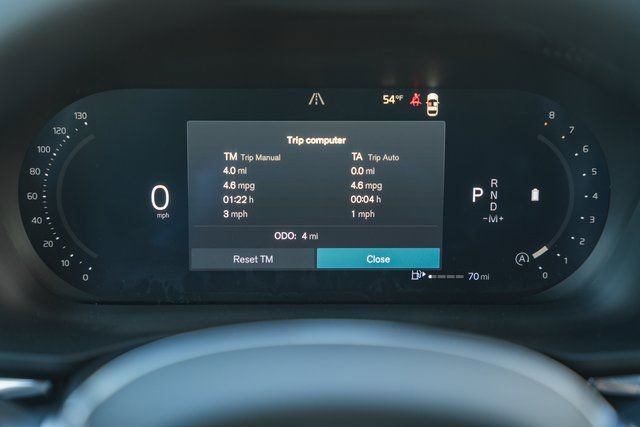 New 2026 Volvo XC60 B5 Plus w/ Protection Package Premier image 42