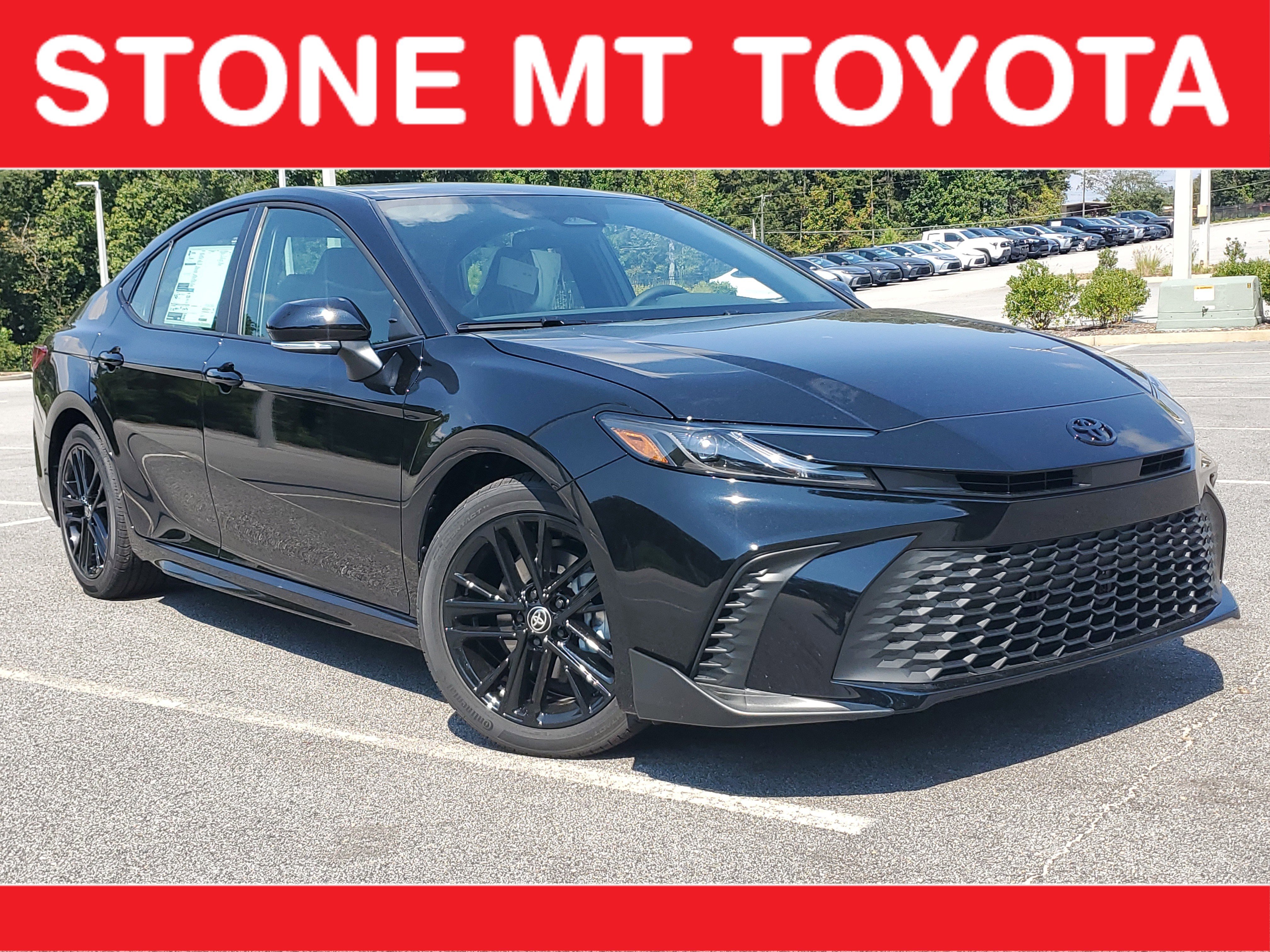 New 2026 Toyota Camry SE image 1
