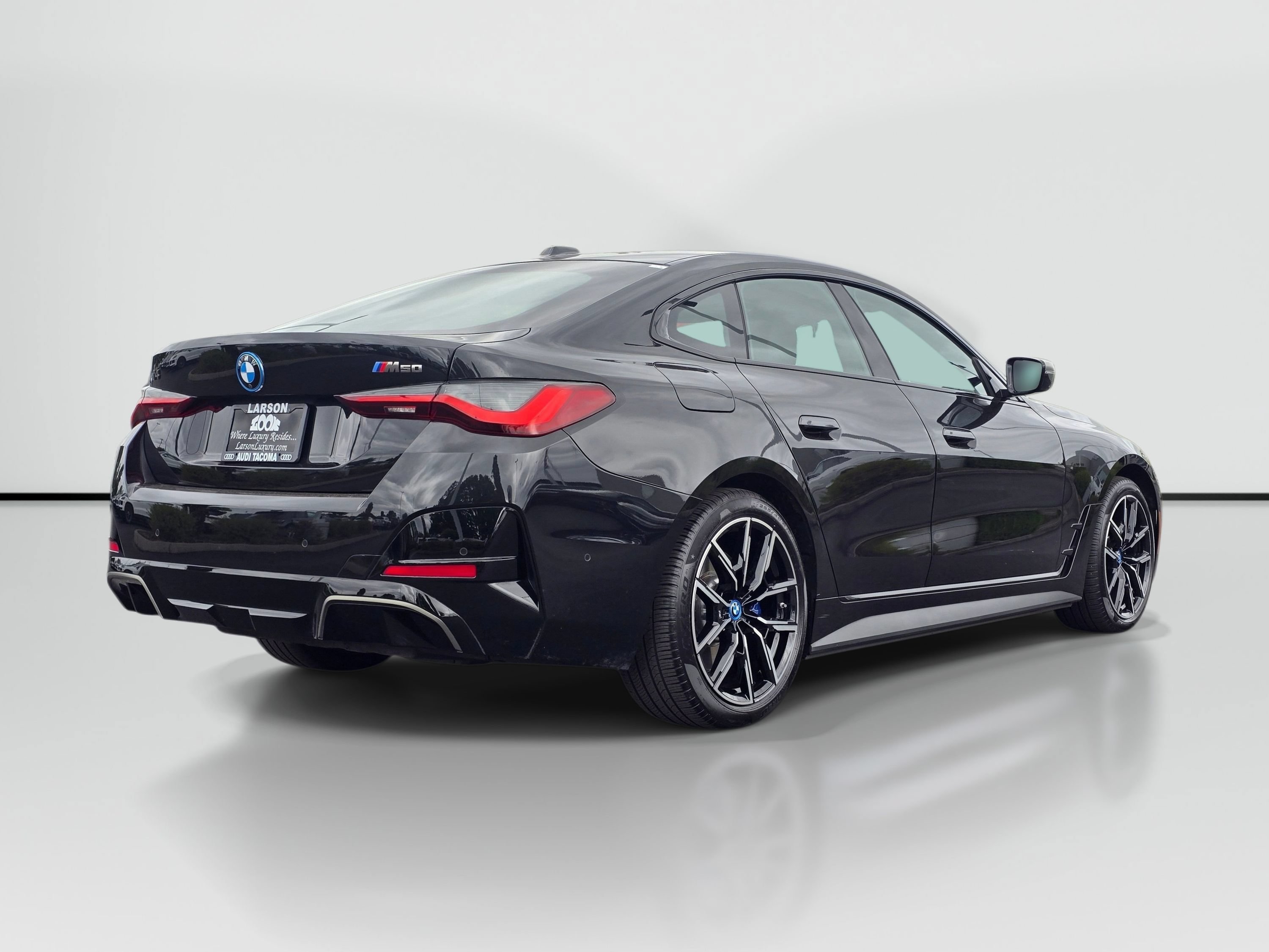 Used 2023 BMW i4 M50 AWD/4WD image 5