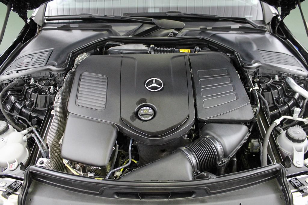 Used 2024 Mercedes-Benz C 300 Sedan image 40
