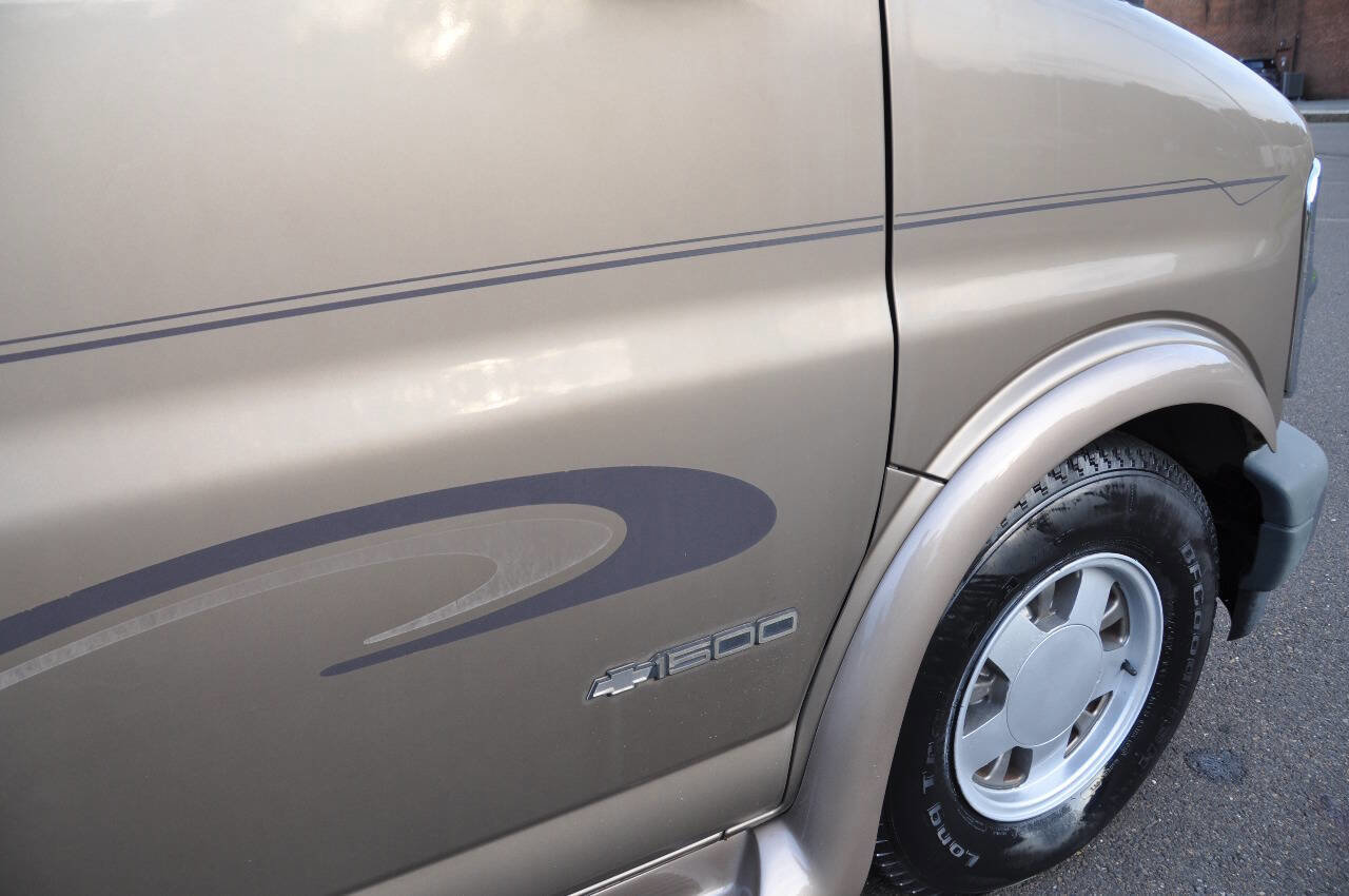 Used 1996 Chevrolet Express 1500 image 39