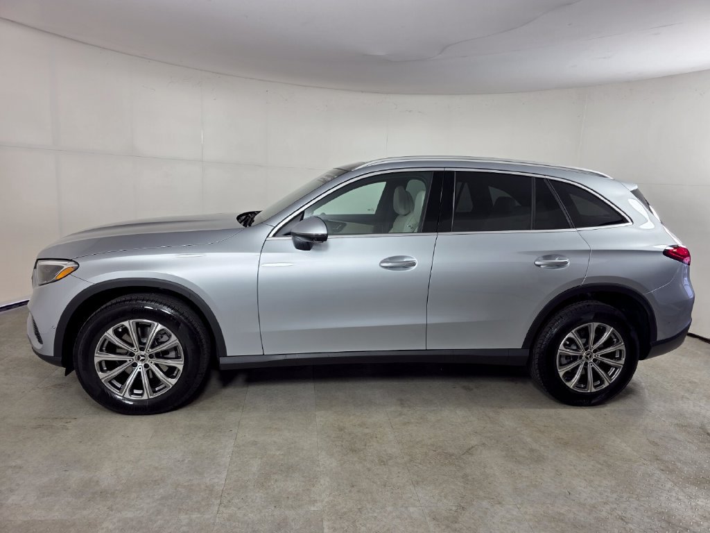 Certified 2026 Mercedes-Benz GLC 300 image 7