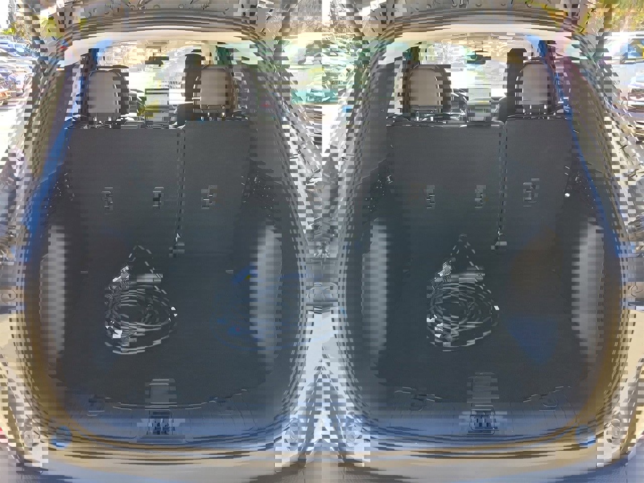 Used 2025 Ford Escape Base w/ Class II Trailer Tow Package image 8