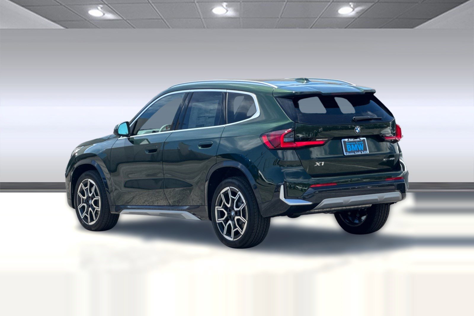 Used 2025 BMW X1 xDrive28i w/ Convenience Package image 3