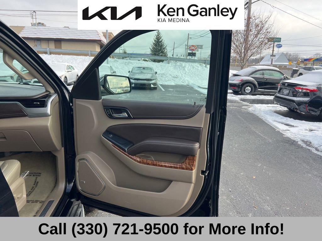 Used 2017 Chevrolet Suburban Premier image 57