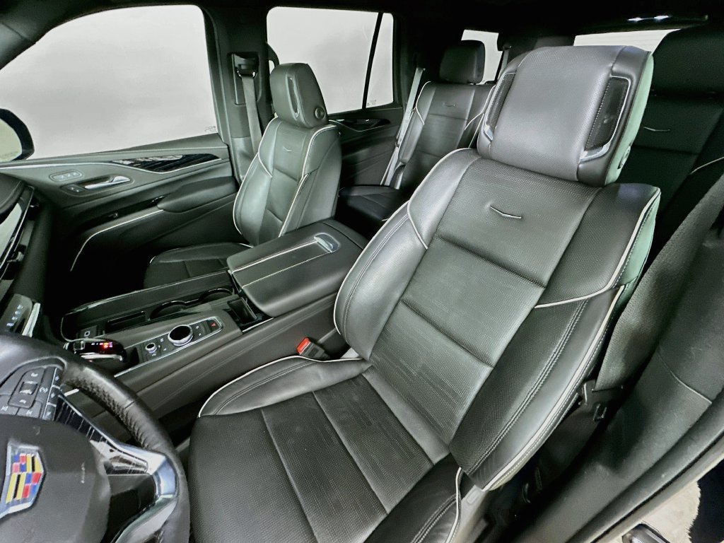 Used 2023 Cadillac Escalade Sport w/ Touring Package AWD/4WD image 27