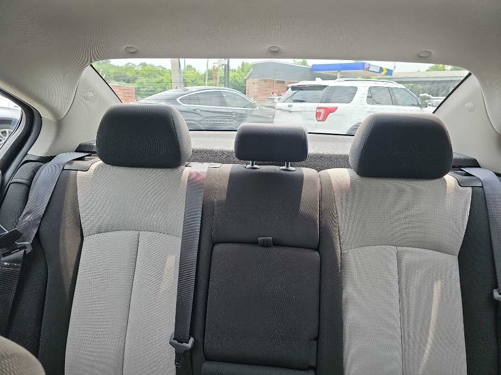 Used 2011 Chevrolet Cruze LS image 28