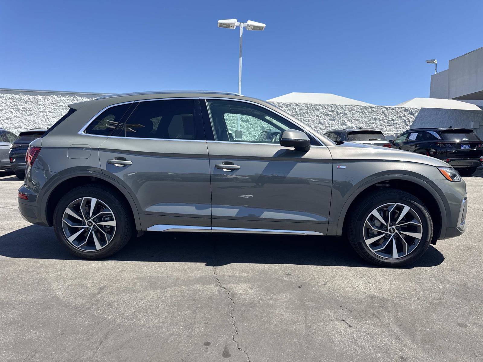 Used 2023 Audi Q5 2.0T Premium Plus AWD/4WD image 6