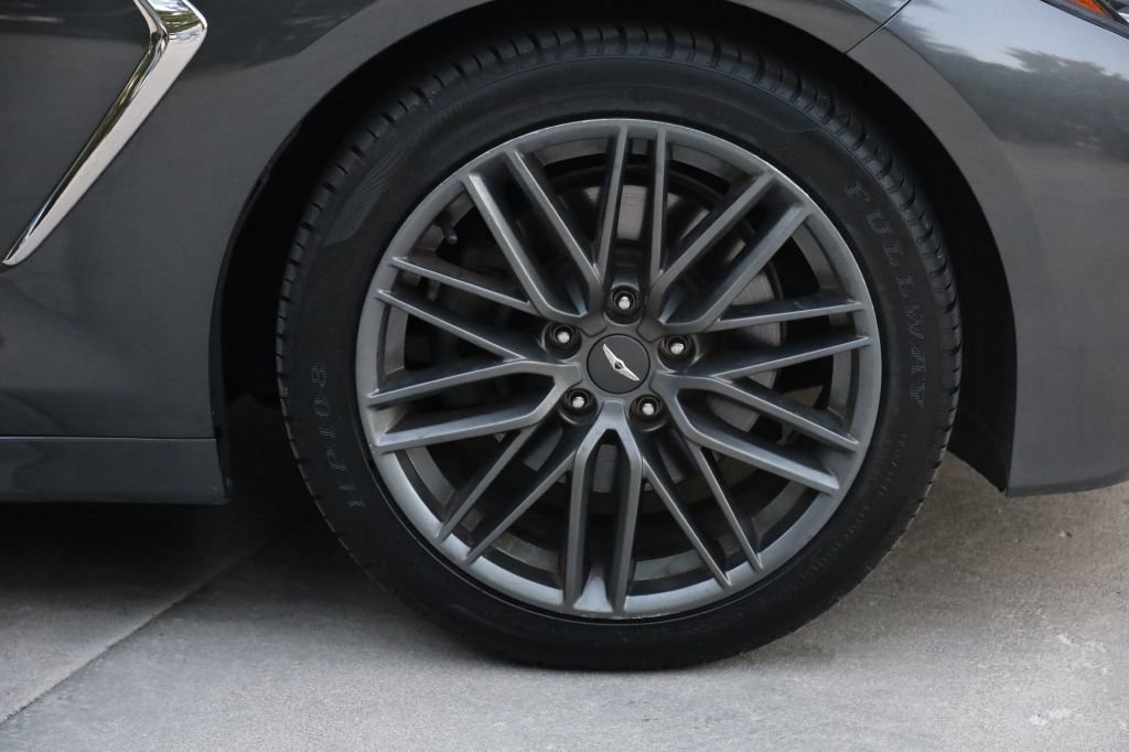 Used 2019 Genesis G70 2.0T Advanced RWD image 35