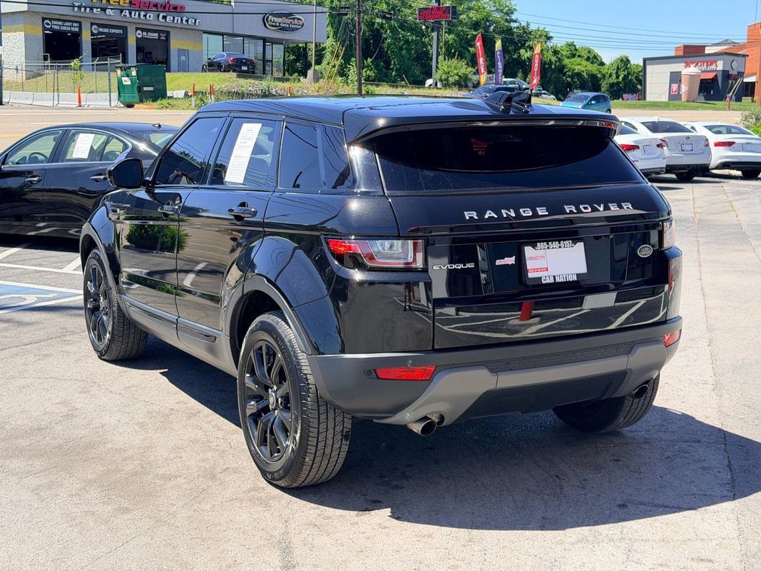 Used 2019 Land Rover Range Rover Evoque SE Premium AWD/4WD image 4