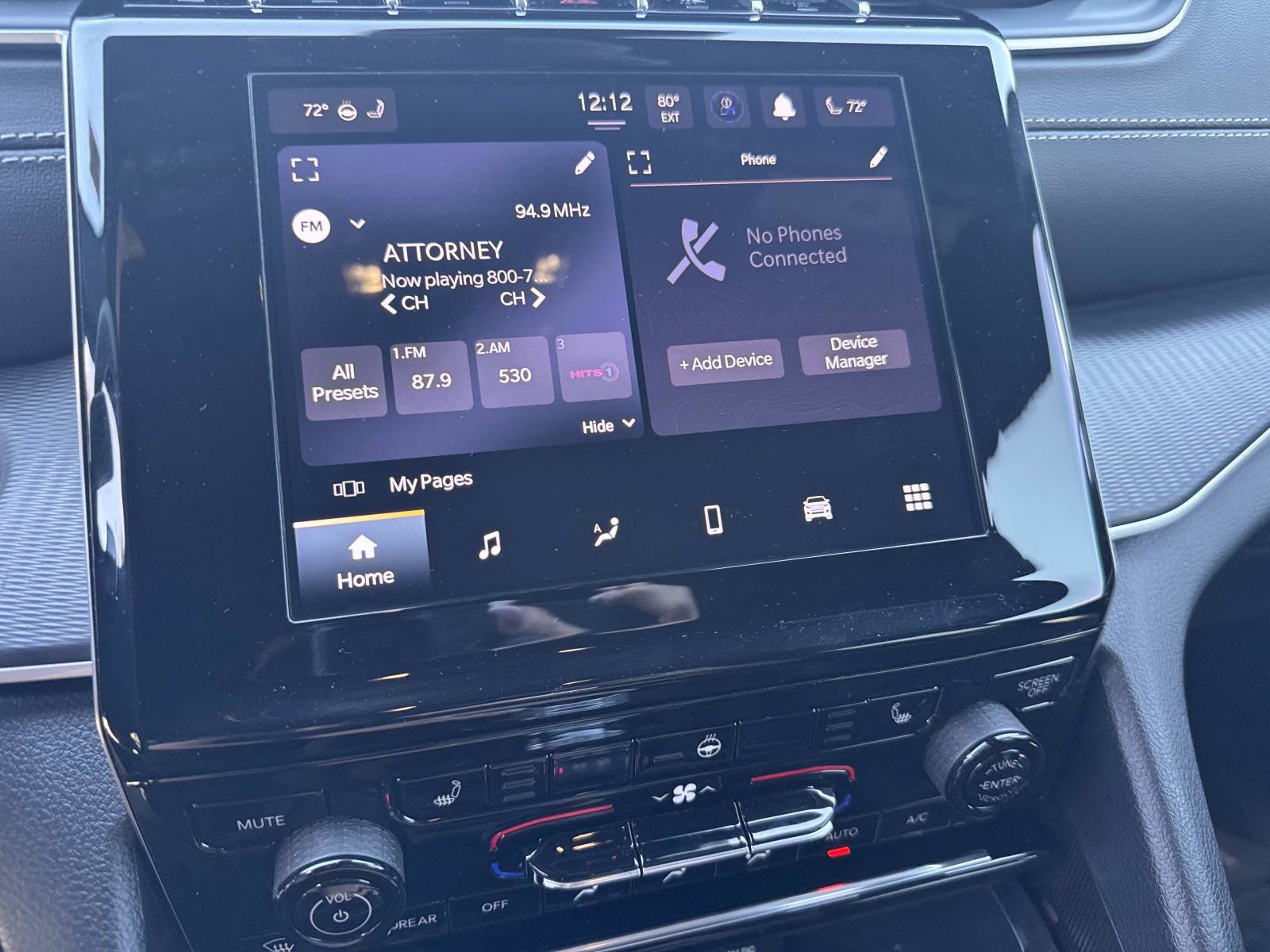 Used 2024 Jeep Grand Cherokee Altitude image 21