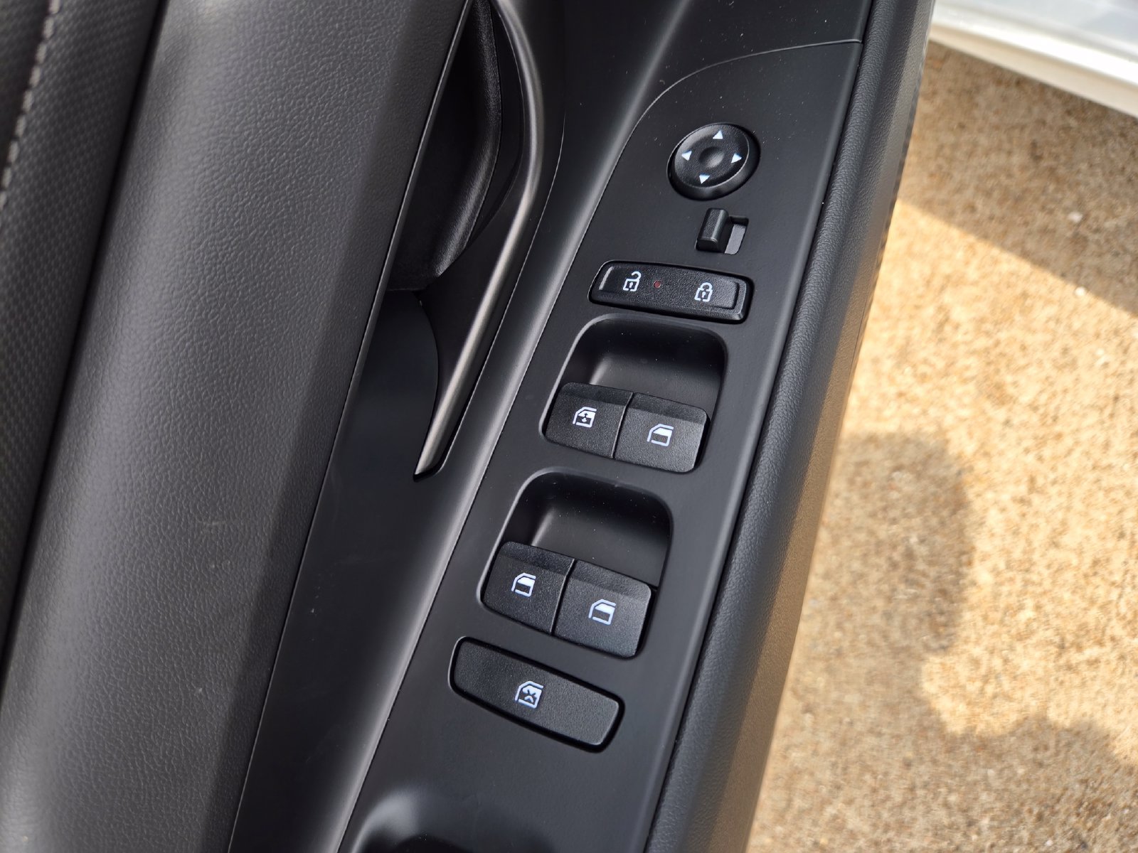 New 2026 Hyundai Elantra SEL Sport Premium FWD image 18