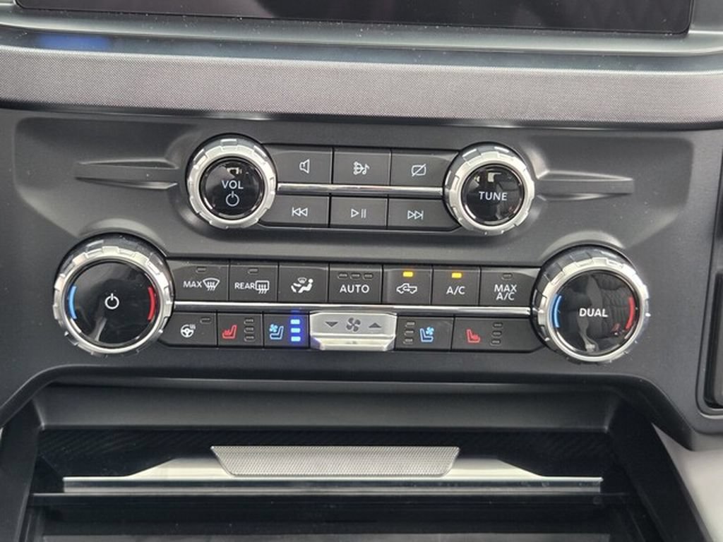 Used 2024 Ford F250 Limited w/ FX4 Off-Road Package AWD/4WD image 19