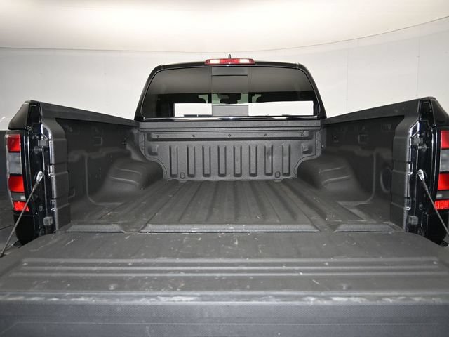 Used 2023 Nissan Frontier PRO-4X w/ Technology Package AWD/4WD image 35